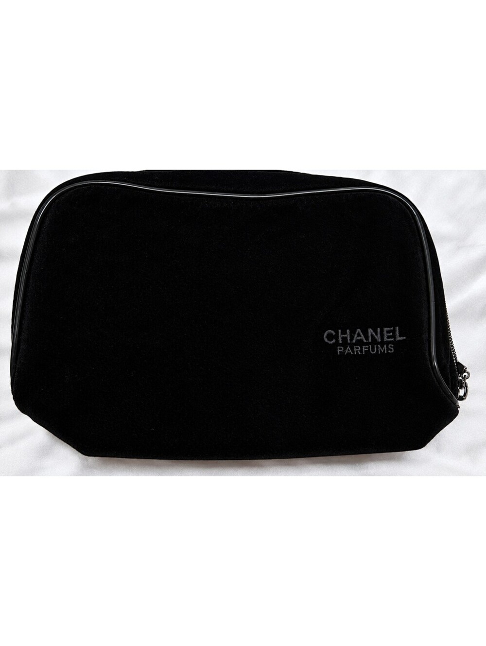 CHANEL Parfums Black Velvet Cosmetic Makeup Travel Pouch Logo Lined 9"
